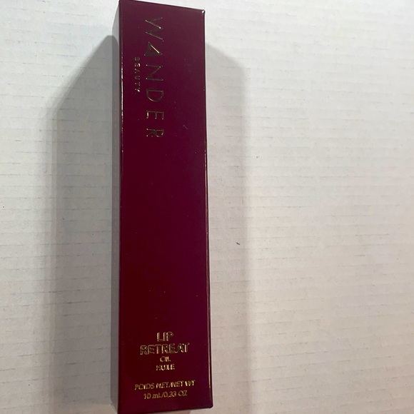 Wander Beauty Lip Retreat - Picture 1 of 6